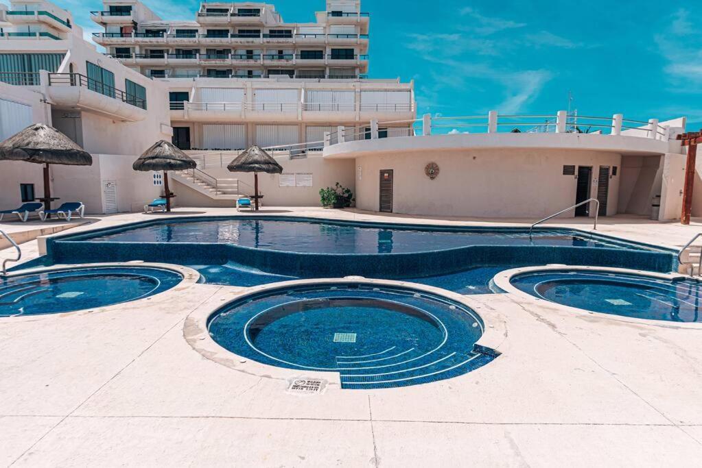 Ocean View Apartment, Best Beach Area, 3 Bedrooms Канкун Екстер'єр фото